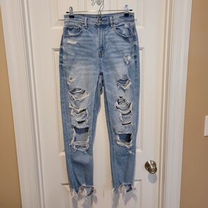 American Eagle AE Mom Jeans